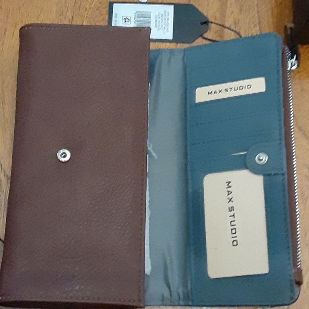 Max studio wallet - Picture 3 of 6